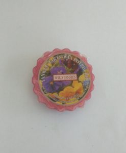 Yankee Candle - Wild Pansies Wax Melt Tart (Old Label)
