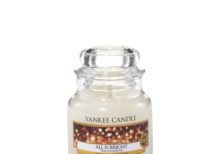 Yankee Candle - All Is Bright Small Jar