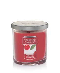 Yankee Candle - Cherries On Snow Regular Pillar Tumbler