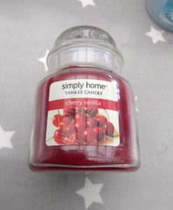 Yankee Candle - Cherry Vanilla Small Jar