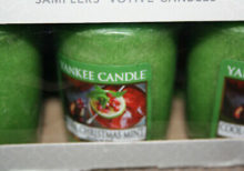 Yankee Candle - Cool Christmas Mint Votive Sampler