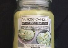 Yankee Candle - White Chocolate & Pistachio Ice Cream Large Jar